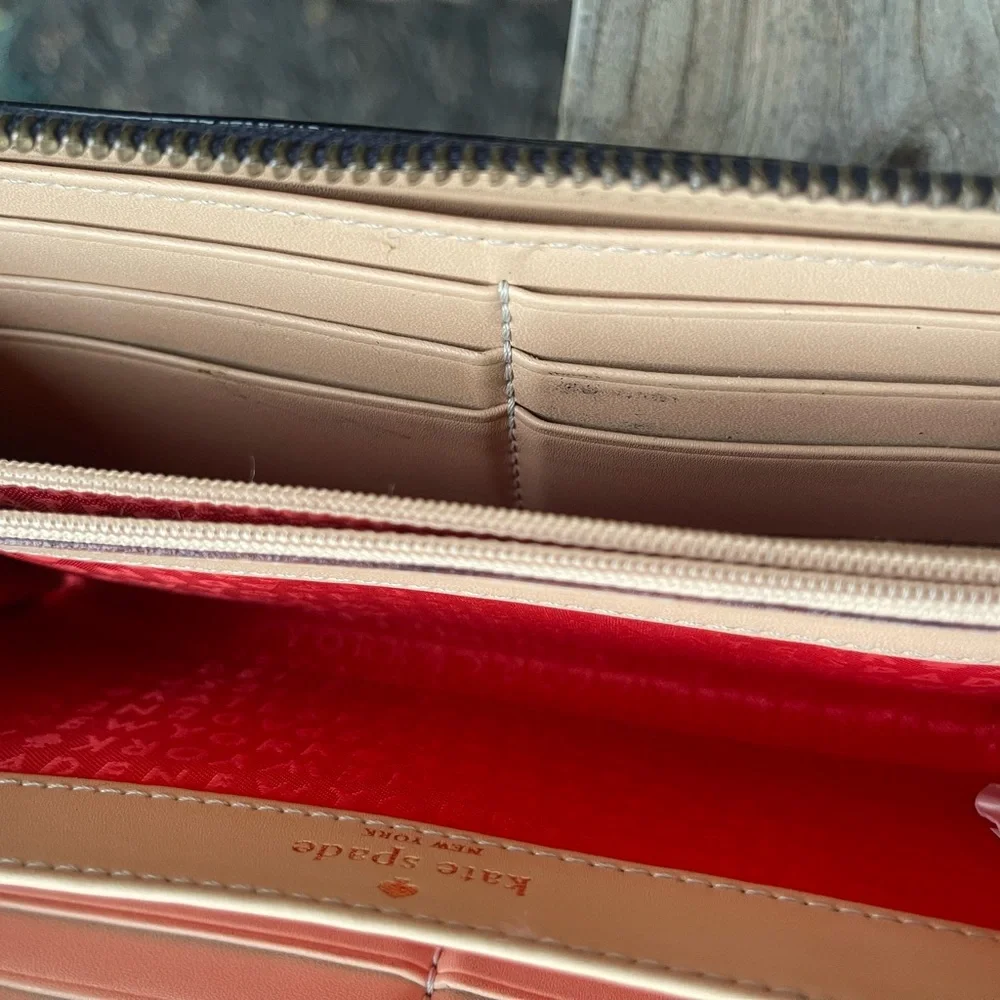 Kate Spade navy blue wallet - Picture 4 of 5